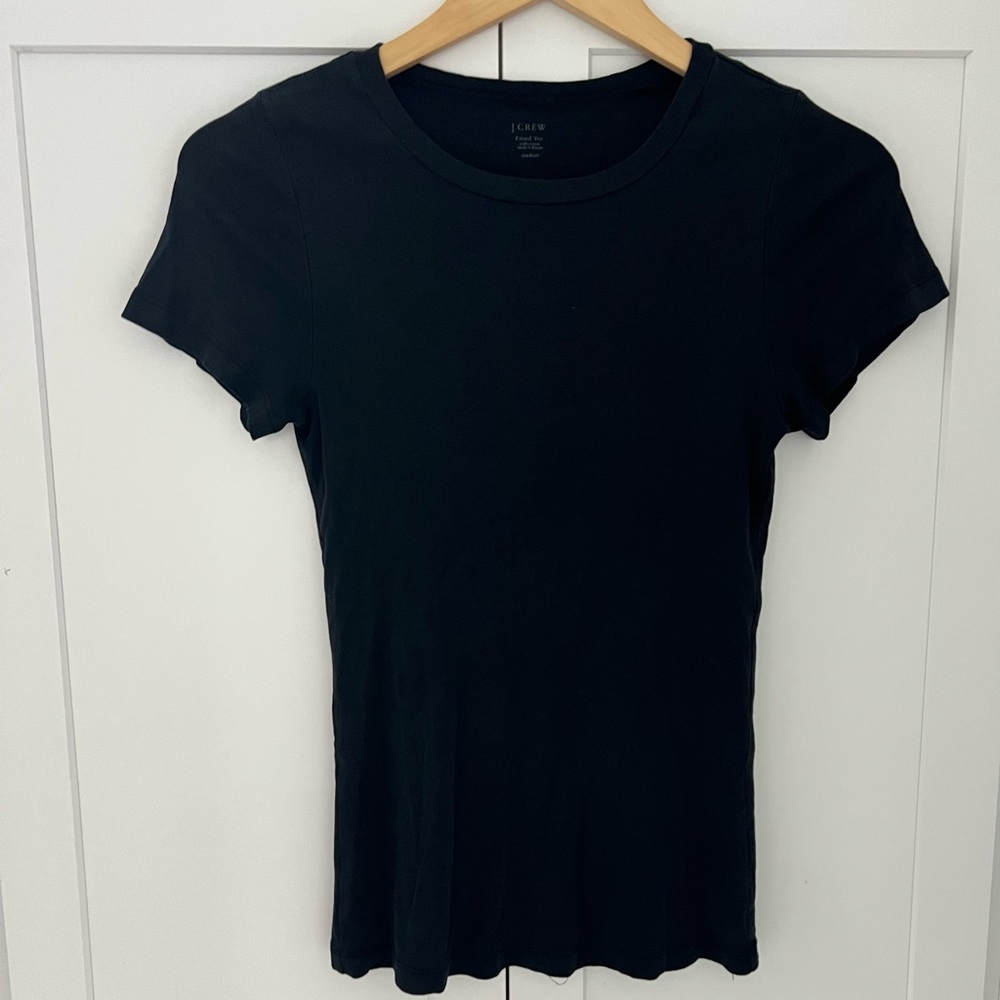 J. Crew Black Fitted Crewneck Short Sleeve Tee size Medium